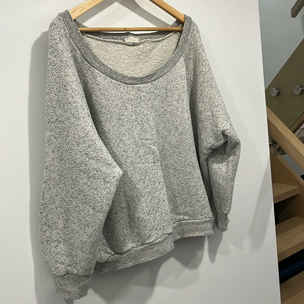 Super cozy slouched shoulder sweater size S/M Made in Canada